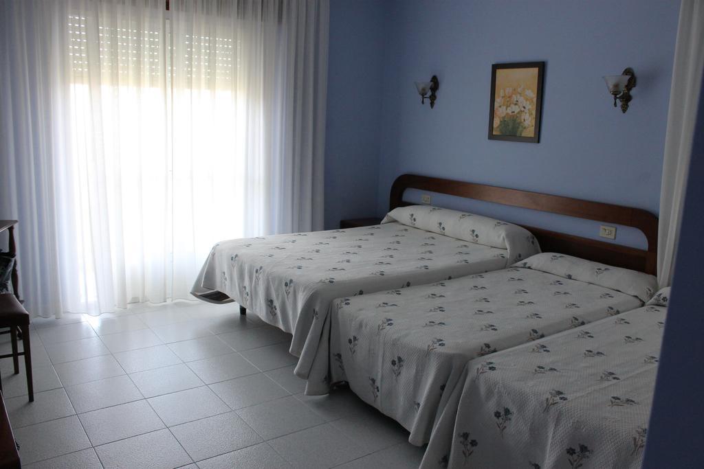Hotel Arco Iris Villanueva De Arosa Rom bilde